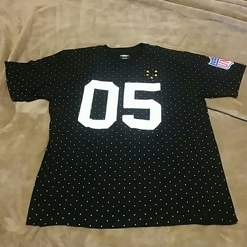 Men Black UNDEFEATED Ruthless T-Shirt