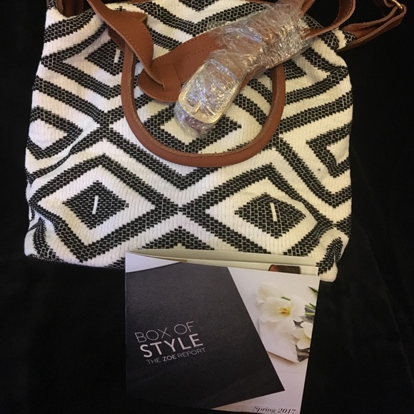 Tribe Alive Bag from RZ The Box Of Style. - Picture 5 of 8