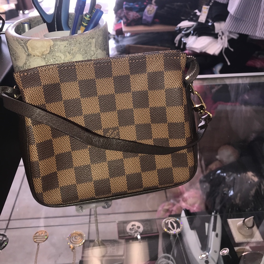 Authentic LV