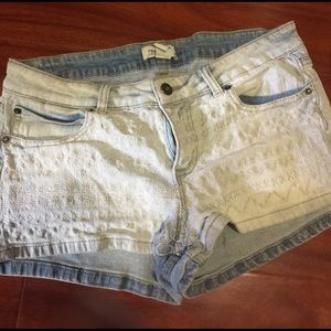 Light denim wash shorts