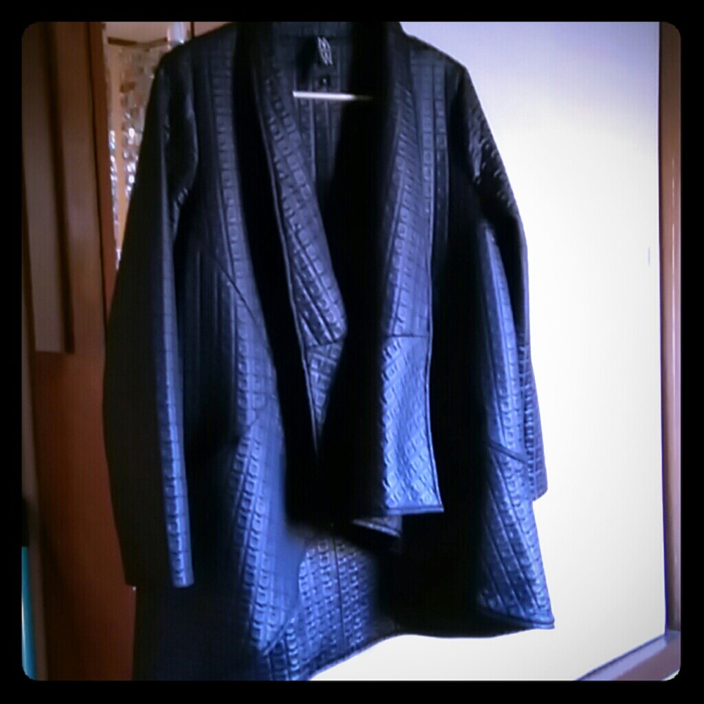MarlaWynne stylish blazer.Pics dont do it justice