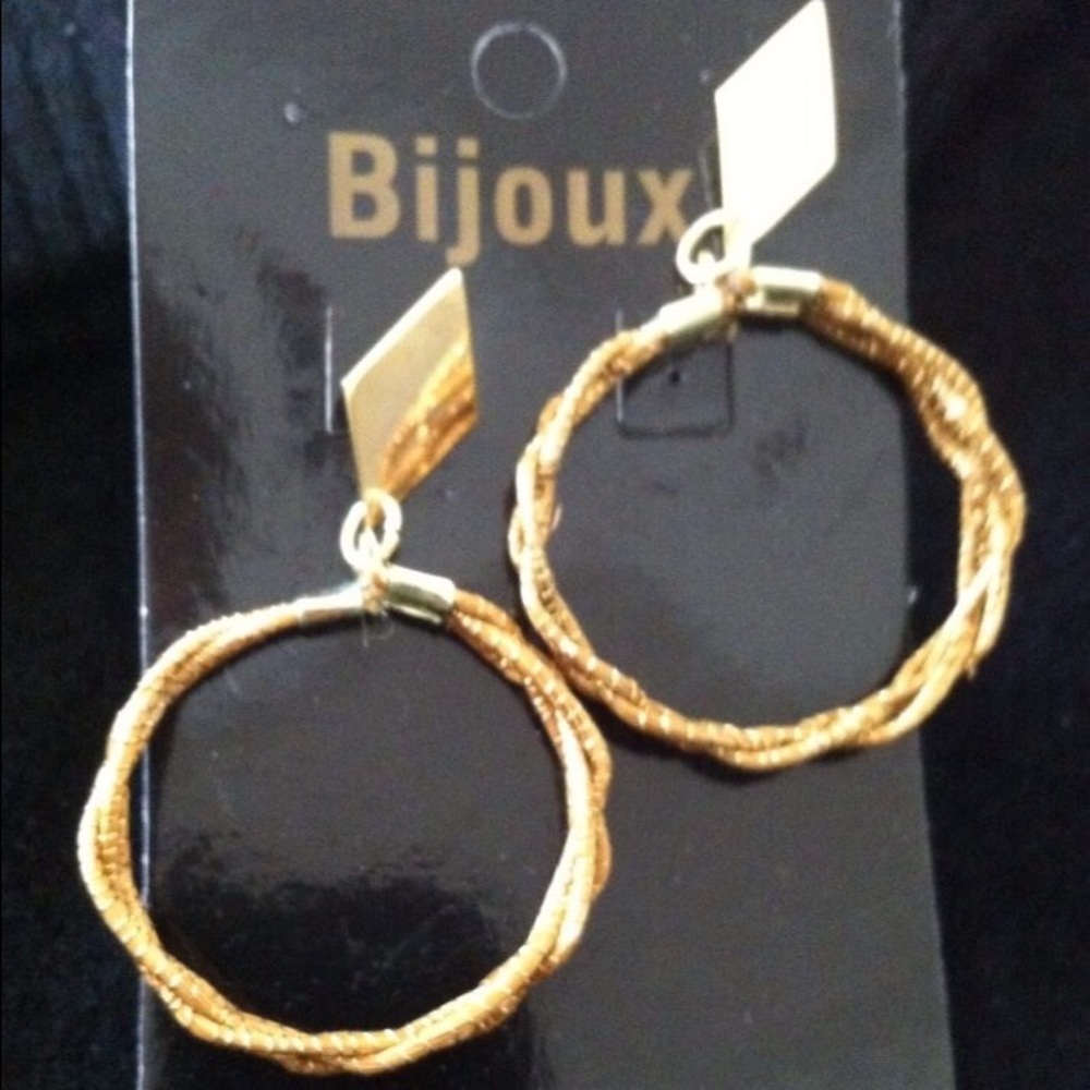 Earring