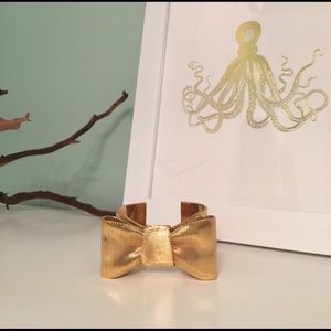Kate spade big bow gold bracelet