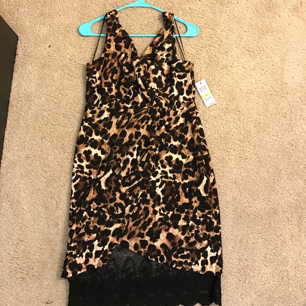 Thalia Sodi leopard print dress