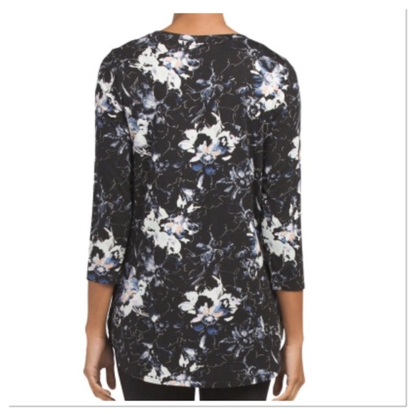 Floral Print Rounded Hem Tunic Style Top - Picture 2 of 2