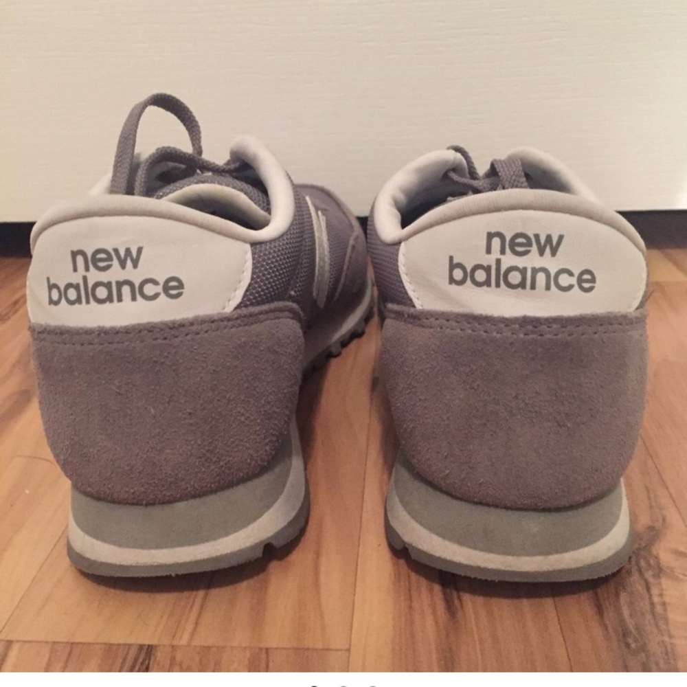 New Balance Tennis Shoes