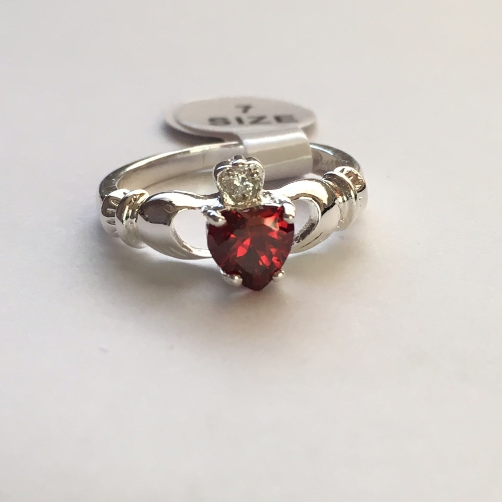 Silver Garnet Heart Stone Irish Claddagh Ring