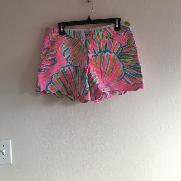 Lilly Pulitzer Pants - Lily Pulitzer buttercup shorts