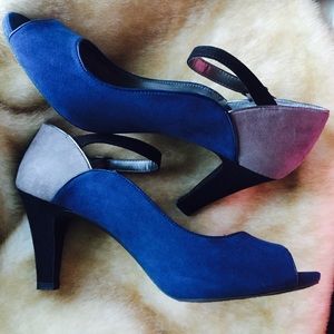 Karen Scott Blue Multi Peep Toe Mary Jane Pumps