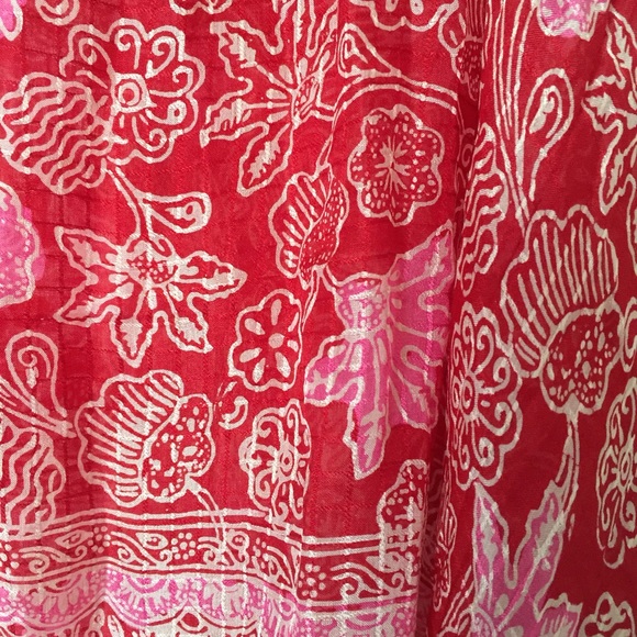 SALE! Beautiful Red Extra Large Scarf/Shawl - Picture 2 of 3