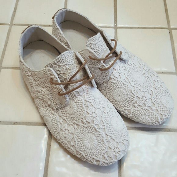 Sanuk Shoes - Bianca Crochet shoes