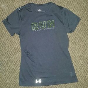 Underarmour run athletic tshirt