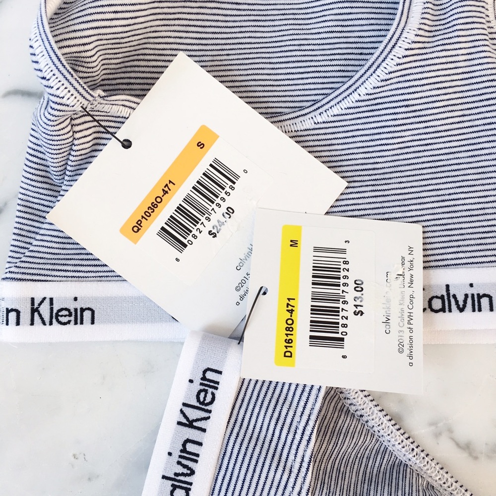 SOLD Calvin Klein Underwear Set - Picture 3 of 3