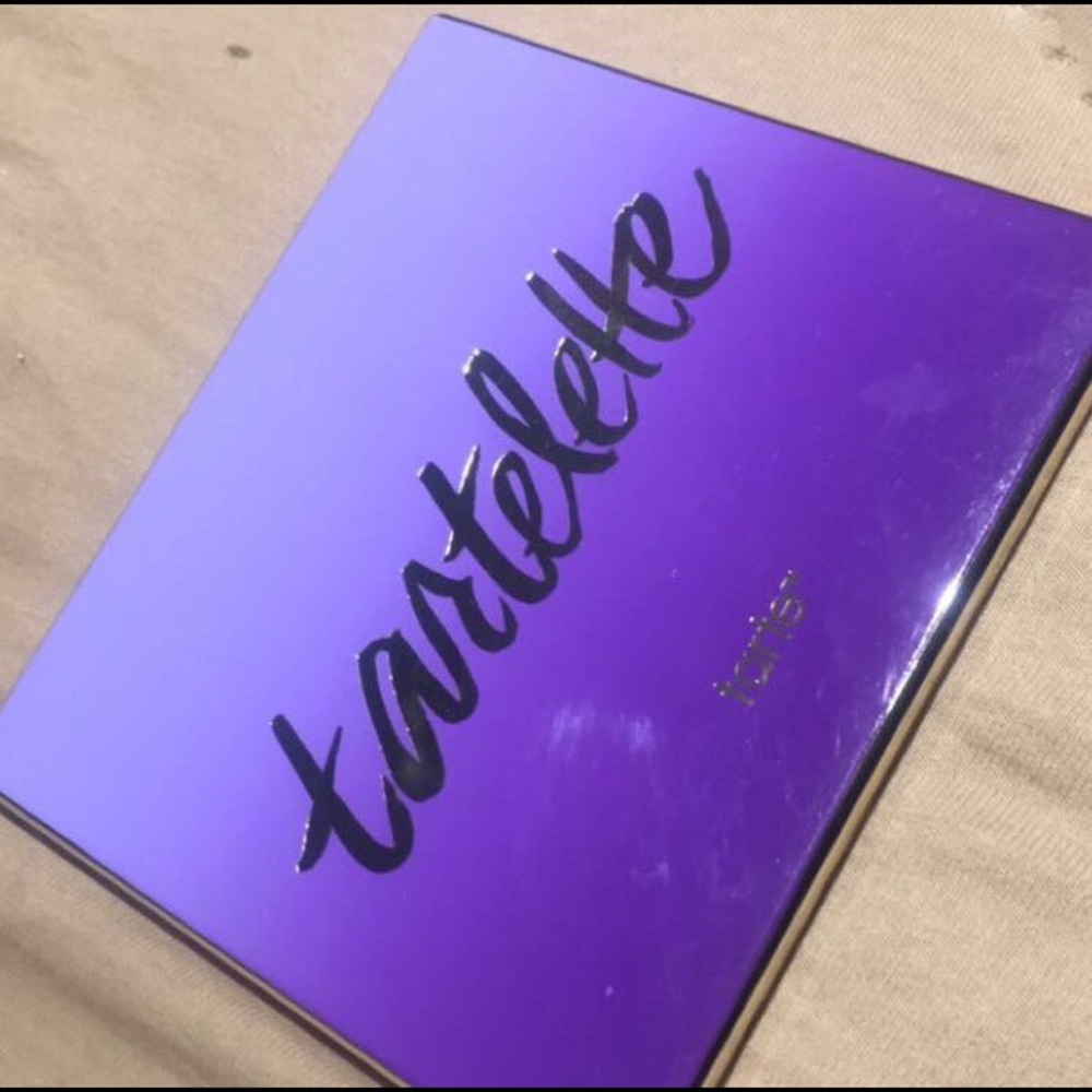 Tartelette Amazonian Clay Eyeshadow Palette