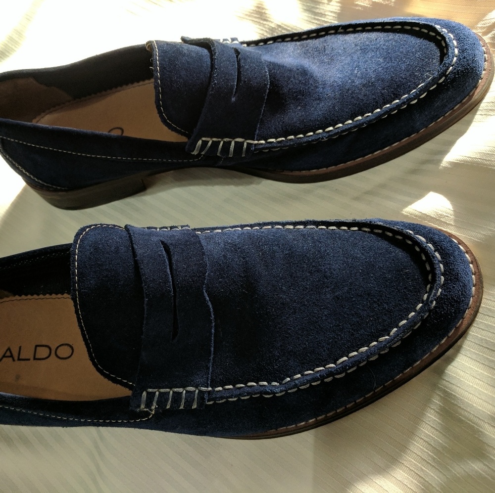 SOLD ******"*Mens Aldo Navy Loafers Size 12