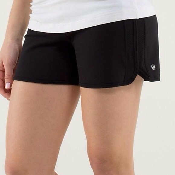 lululemon athletica Pants - Lululemon Astro Short