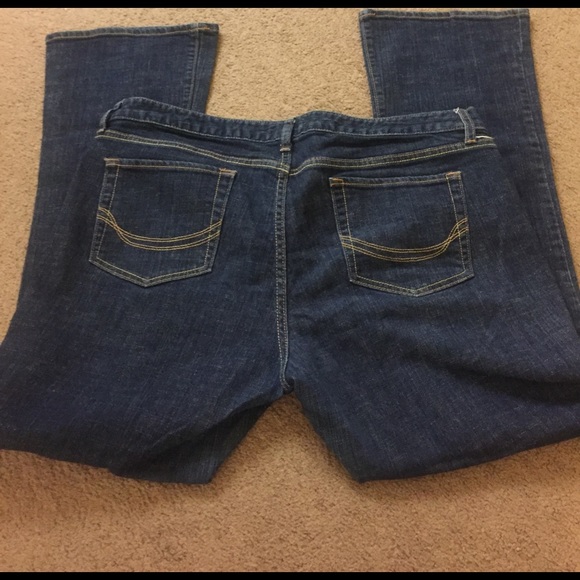 Old Navy Jeans - Picture 2 of 3