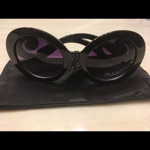 AUTHENTIC BRAND NEW PRADA SUNGLASSES!!