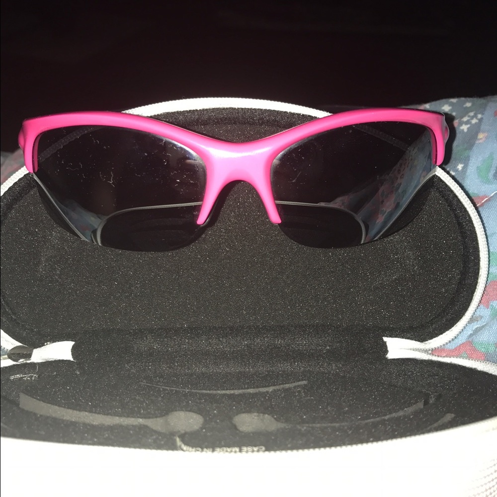 Woman's Oakley sunglasses