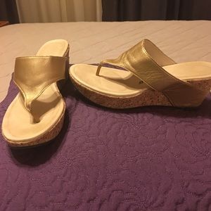 Brand new leather TSUBO wedge heel sandal