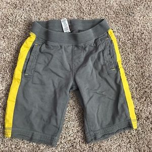 Boys shorts with side stripe
