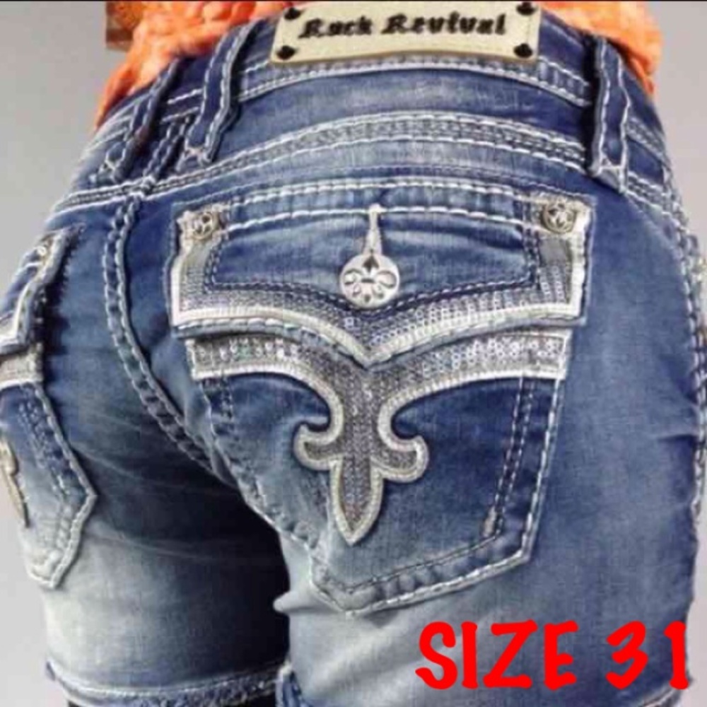 NWT 31 ROCK REVIVAL JEANS SHORTS!!