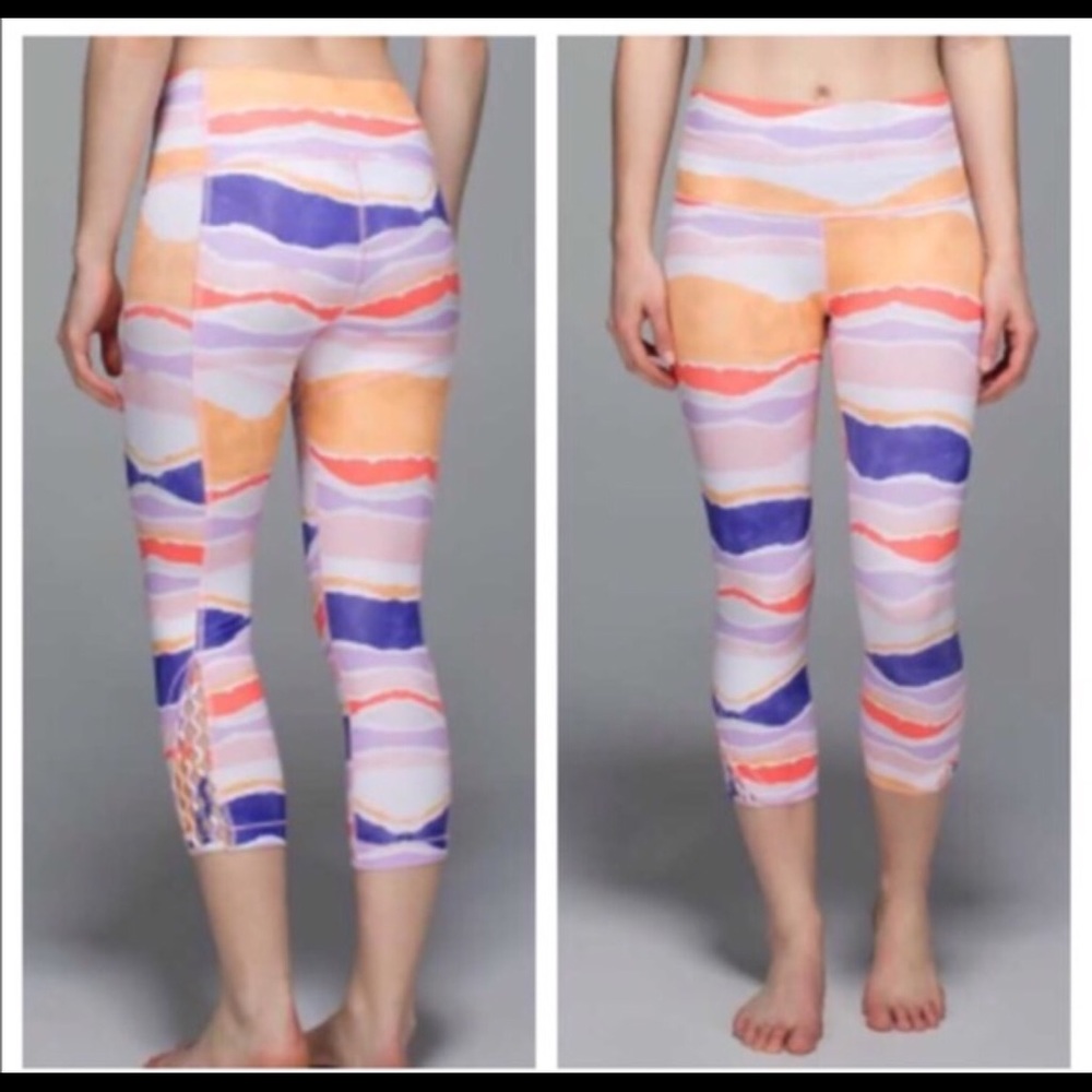 Trade /reserved @cafeluv Lululemon True self crop