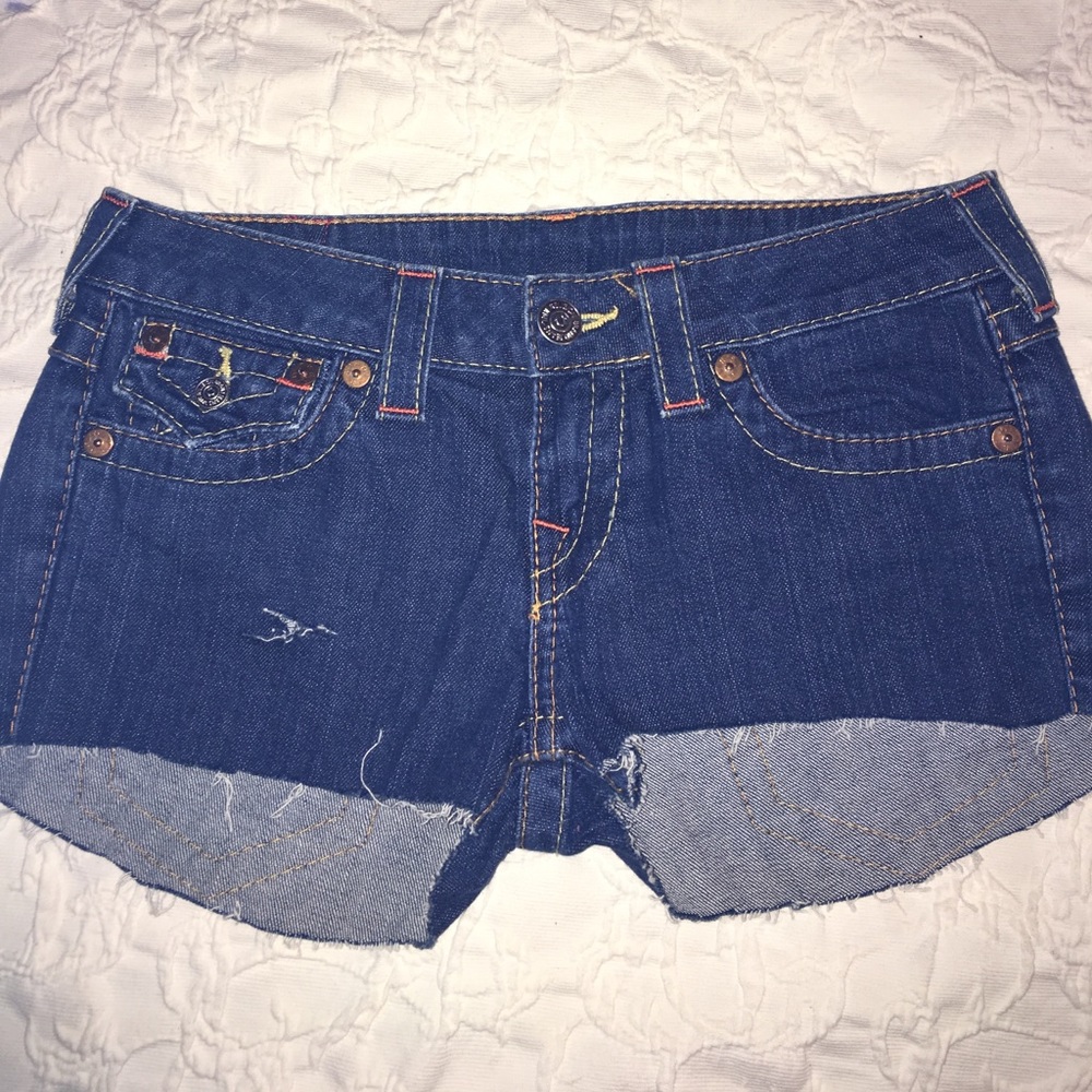 🎄True religion shorts.