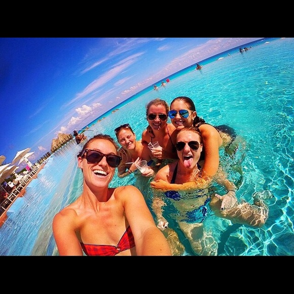 Meet your Posher, Tara - Picture 1 of 1