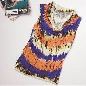 Soft & stylish sleeveless tie-dye top
