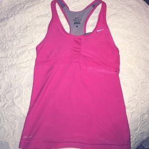 🎄Athletic pink Nike Top