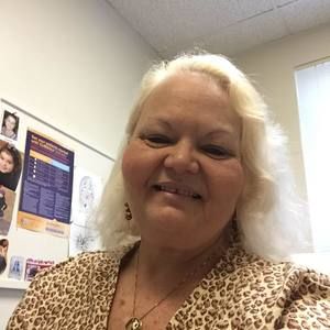 Meet your Posher, Michele