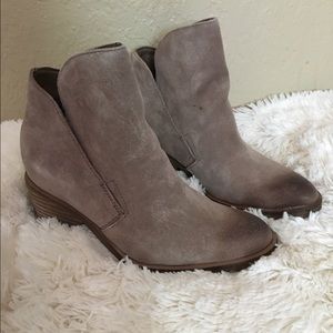 Dolce Vita Booties *SALE