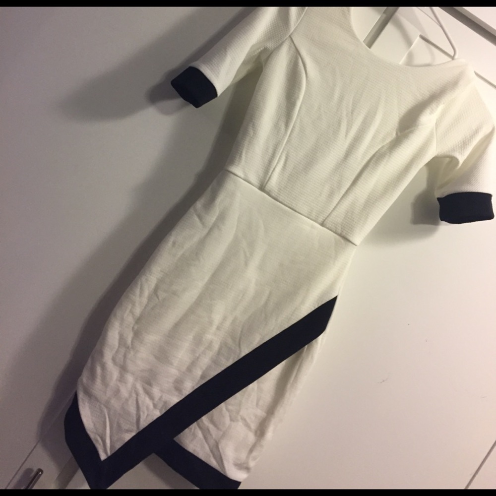 Fashion nova Dress size small