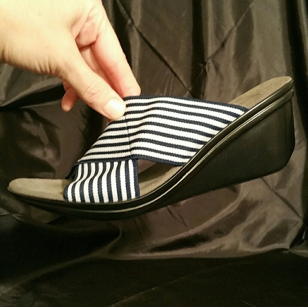 NEW Stripe Stretch Criss Cross Sandal