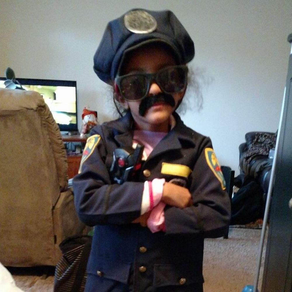 Meet your Posher, Angela