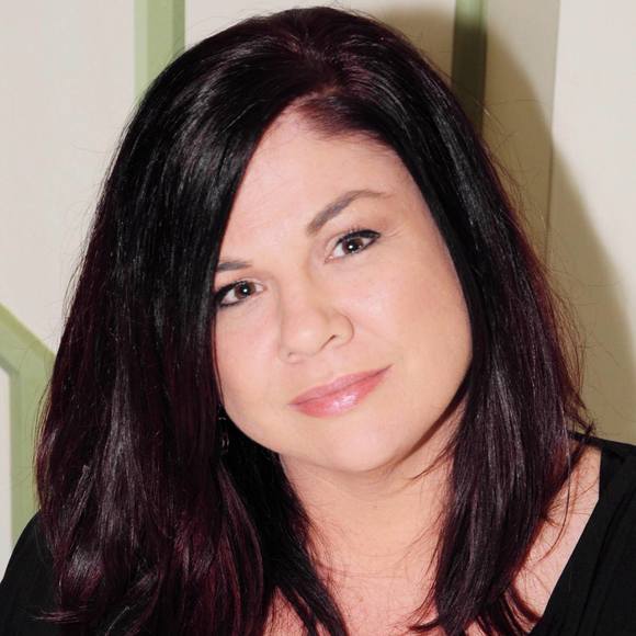 Meet your Posher, Melissa - Picture 1 of 1