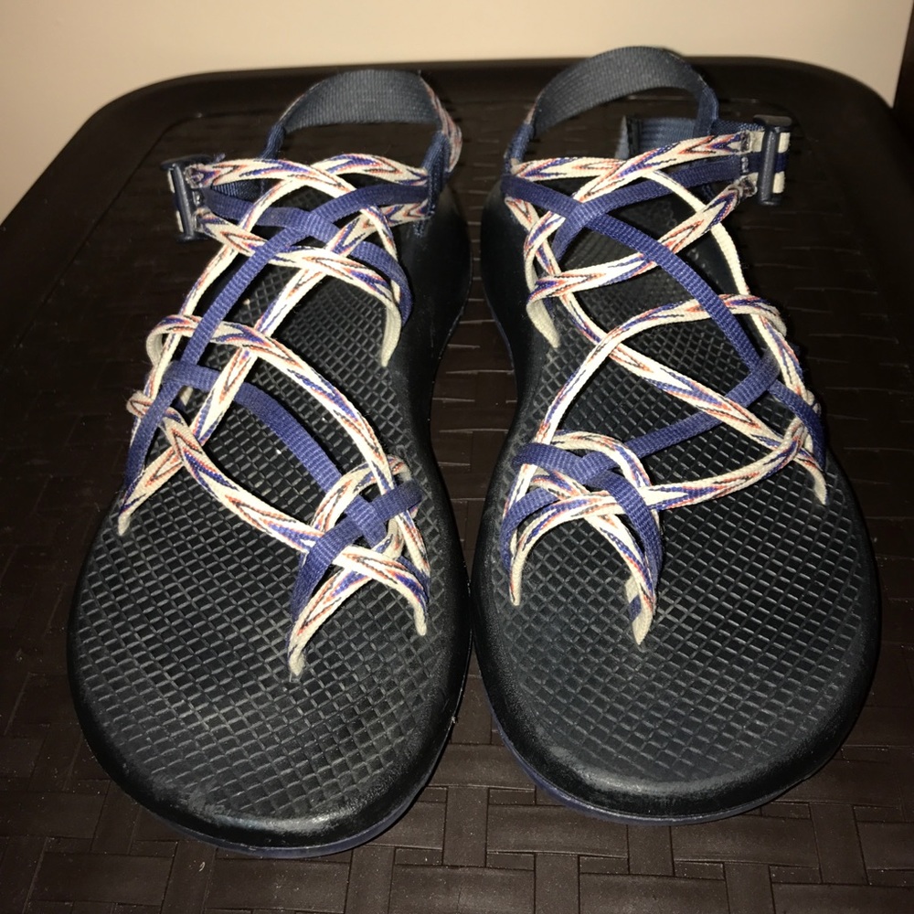 Chaco size 9