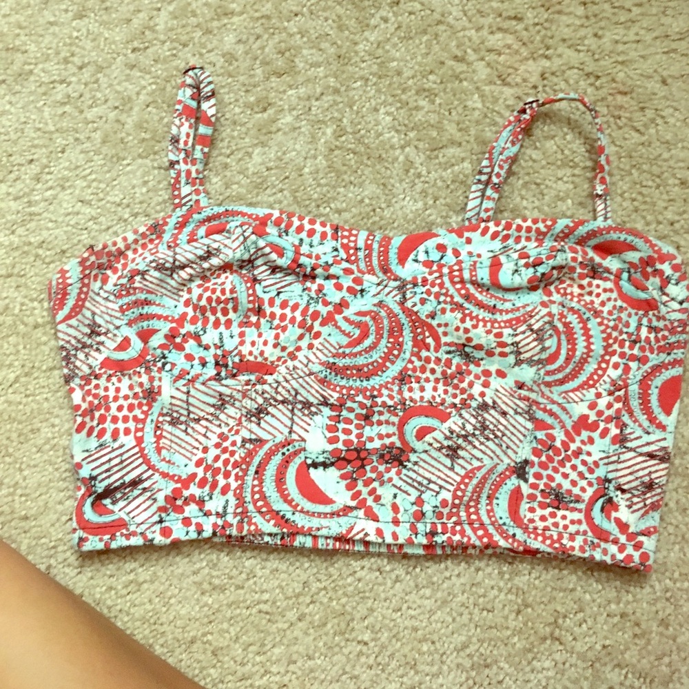 MULTI COLORED CROP TOP
