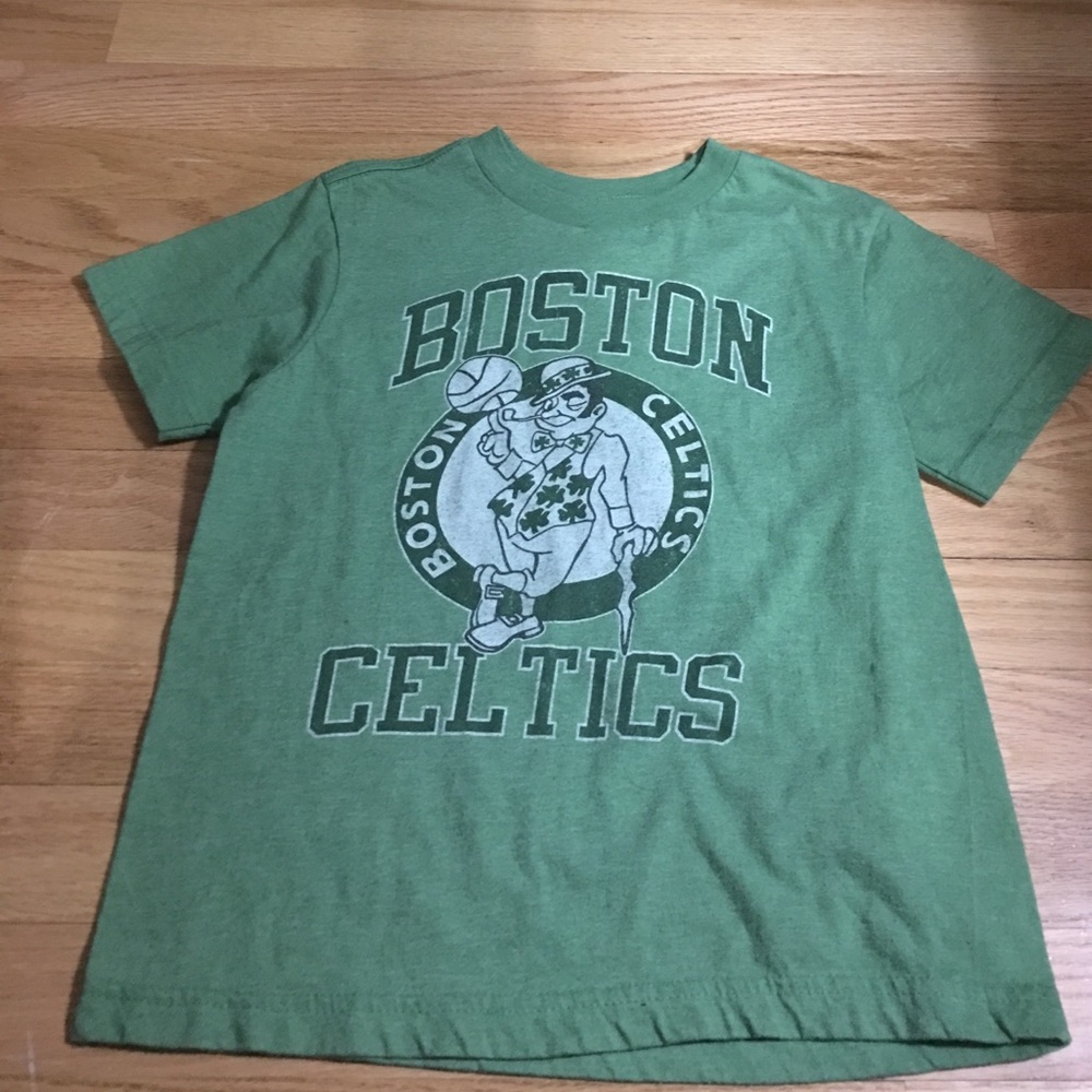 Old Navy Small 6-7 Celtics