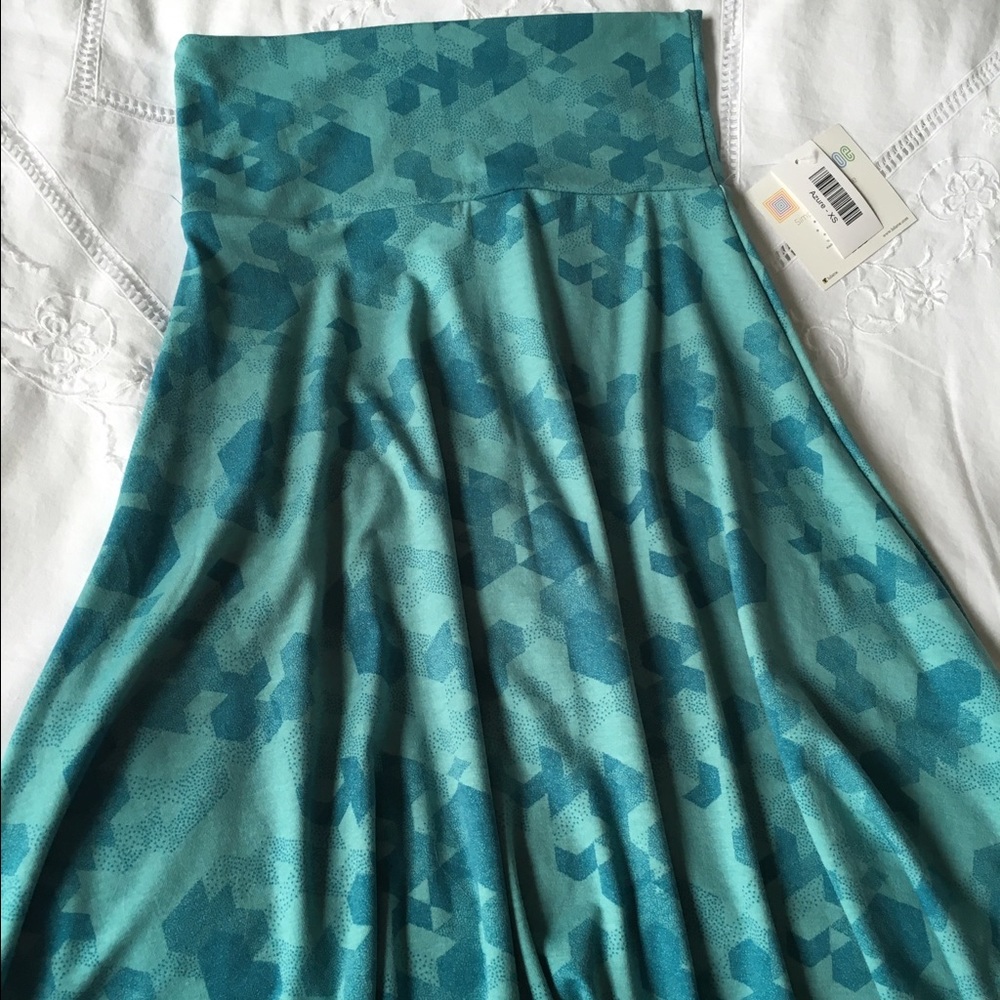 LuLaRoe Azure Skirt