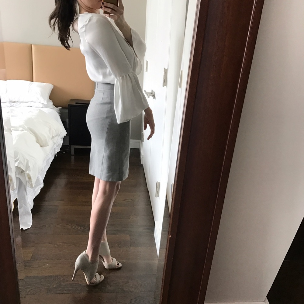 Gray BR pencil skirt