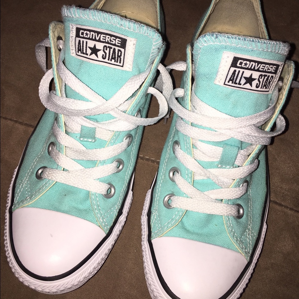 Light teal/turquoise/mint Converse
