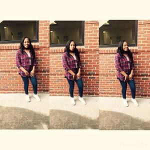 Meet your Posher, Alexis