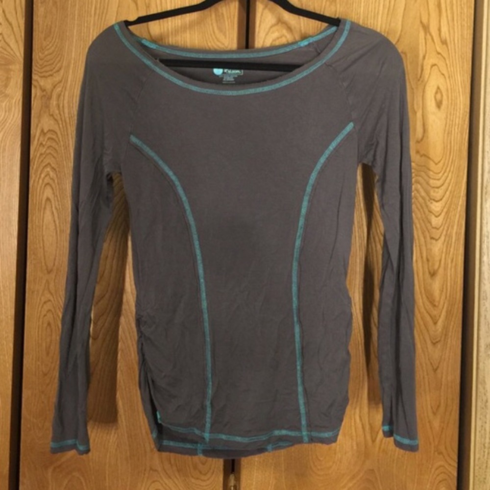 Bloom bamboo yoga shirt • Size S