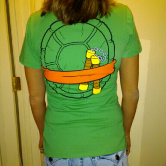 Brand New Teenage mutant ninja turtles shirt with a mask - Picture 2 of 2