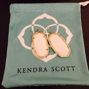 White Kendra Scott Elle Eatrings