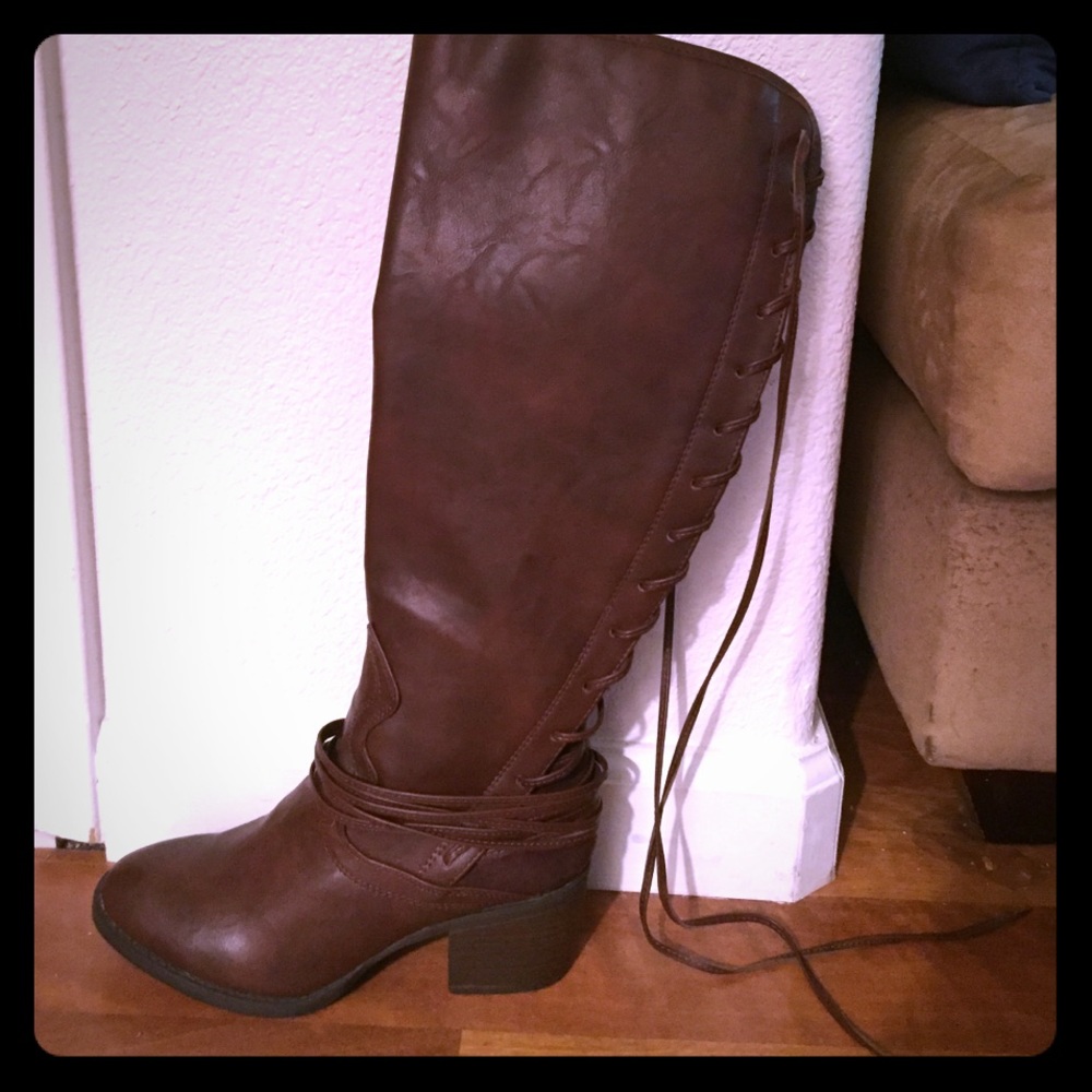 Brand new lace up boots