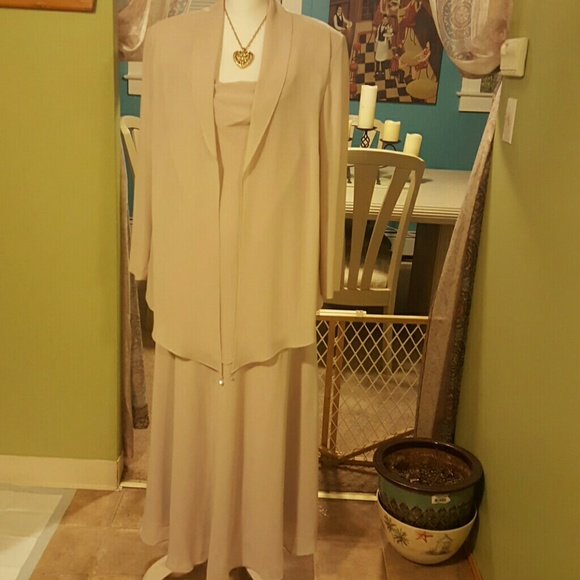 virgo Dresses & Skirts - Gorgeous  Dress