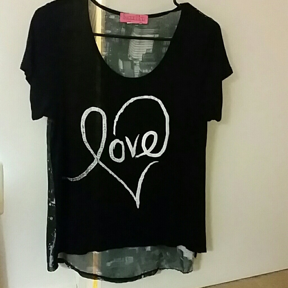 Love Tshirt